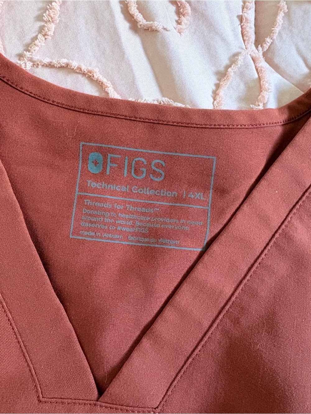 Figs Scrub Set - Picture 2 of 3